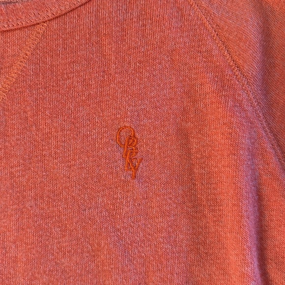 🍍Obey Propaganda long sleeve top🍍Sz M🍍Pit to pit 20”🍍length 29”🍍 - Picture 2 of 3